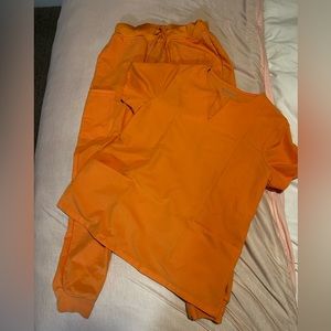 Mandala Orange Scrub Set